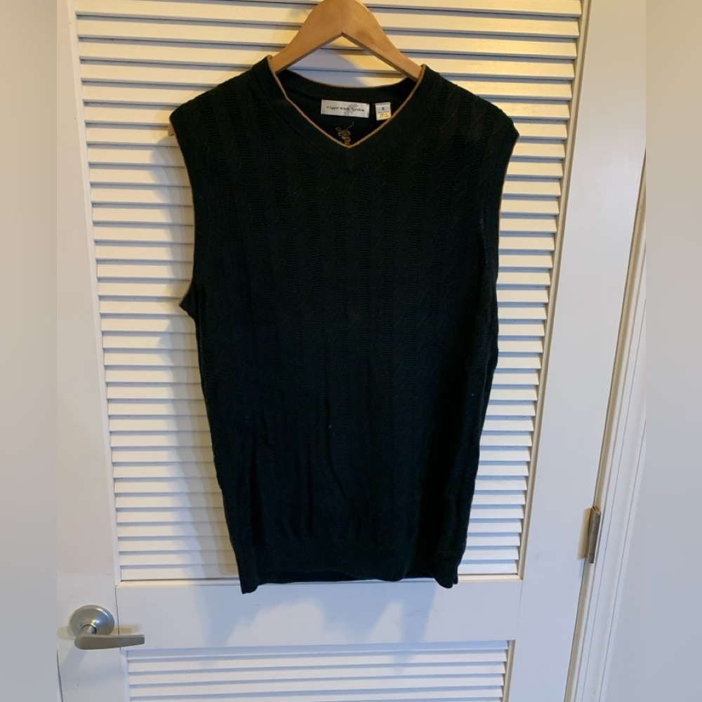 Cypress Links Men's Golf V-neck Sweater Vest Black & Gold Medium